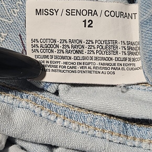 Gloria Vanderbilt Slimming Jean Shorts Womens Size 12 High Rise Light Wash Denim - Picture 5 of 5